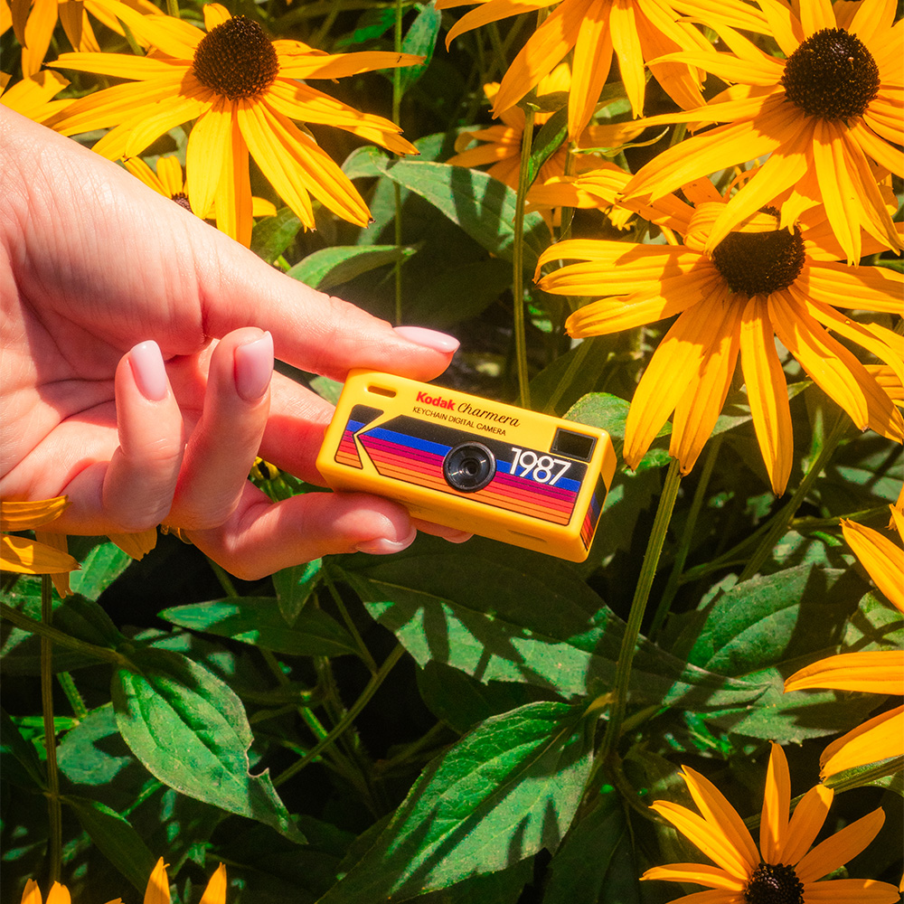 柯達 迷你數位相機鑰匙圈盲盒 - 隨機單抽 - Kodak Charmera Mini Digital Camera Keychain Blind Box - assortment