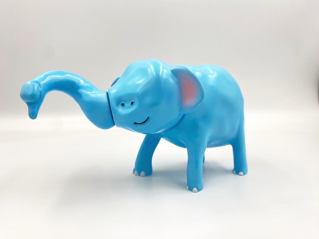 垃圾玩具 - 艾樂芬 - Garbagetoyyyyy - Elephant
