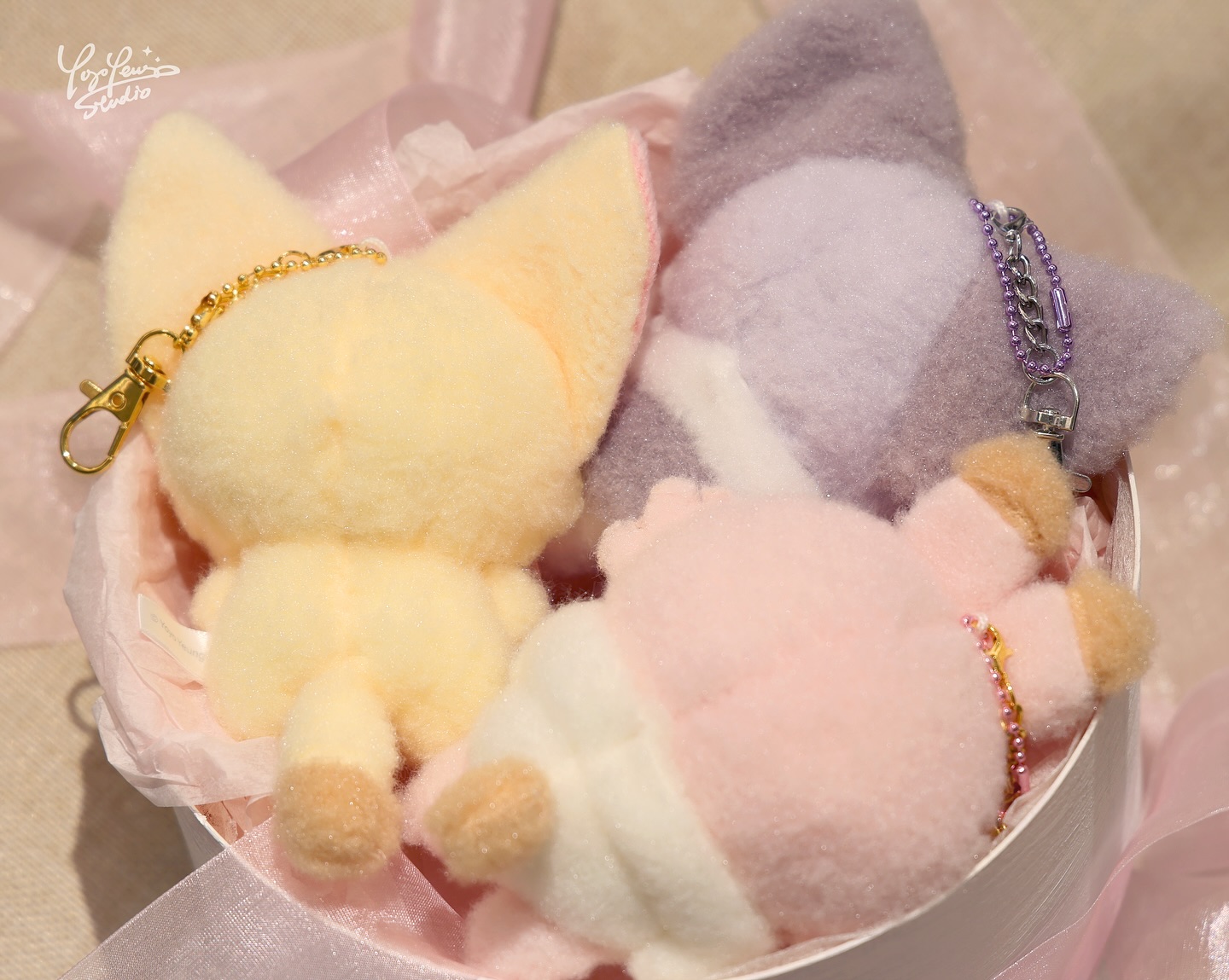 "叭叭噗噗"LuckyDayCraft & YoyoYeungStudio 聯展 - Kenneth Doll / Raby Doll / Yoki Doll 絨毛吊飾 by YoyoYeungStudio